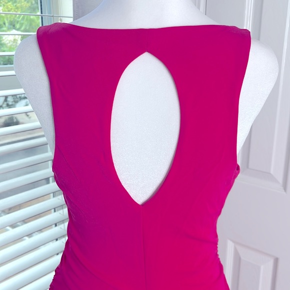 Express Low Cut Keyhole Back Ruched Sleeveless Dress | Built-in Bralette - Picture 6 of 12